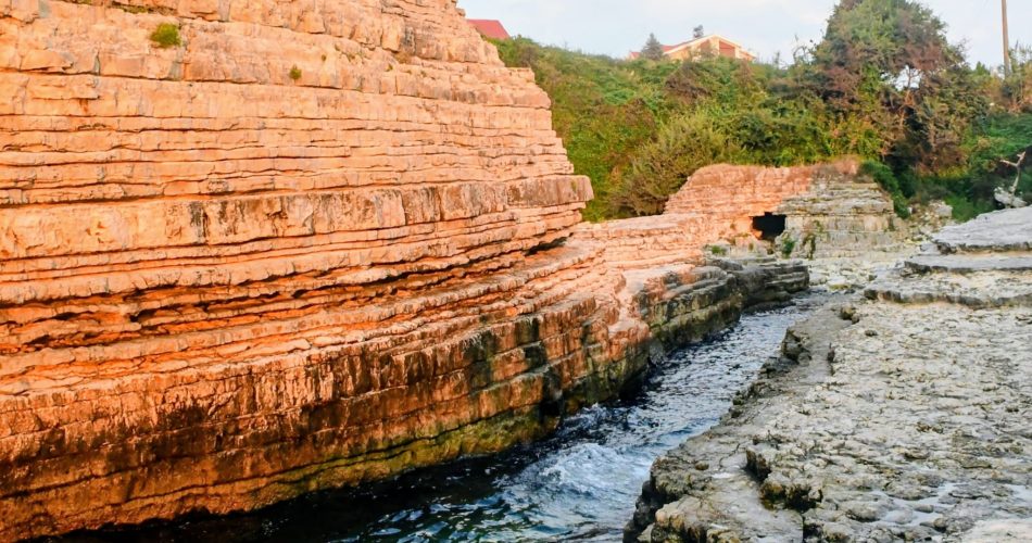 kerpe kartal kayalıkları